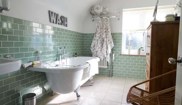 На какво да обърнете внимание преди да изберете мебели за баня?