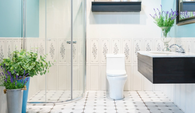 Полукръгъл душов под - какво е важно?