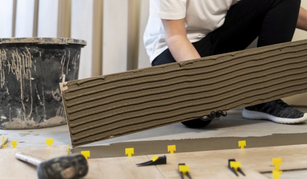 Ценоразпис за поставяне на плочки през 2025 година - колко наистина струват плочките?